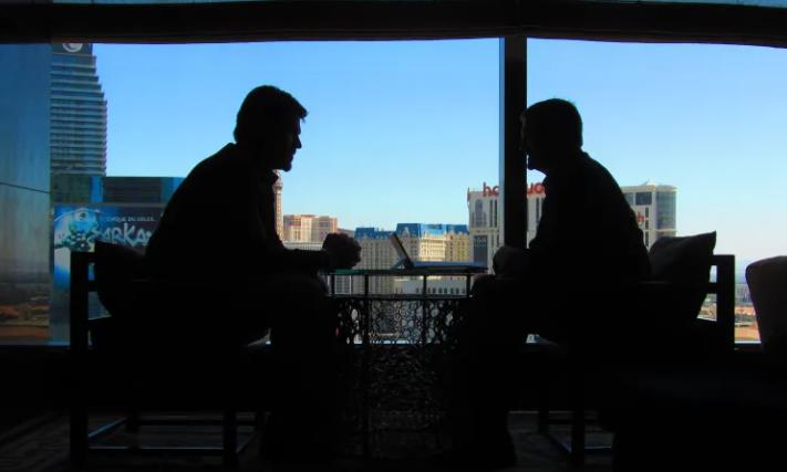 如何确保保镖服务的性价比？